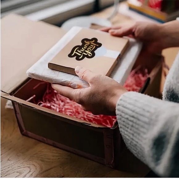 40 10x13 Poly Mailers, 100 Cards & 500 Stickers Bundle - Picture 9 of 15